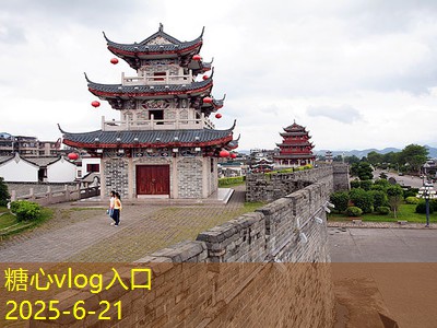 三亚婚纱照拍摄攻略 如何选择最美拍摄地点和风格